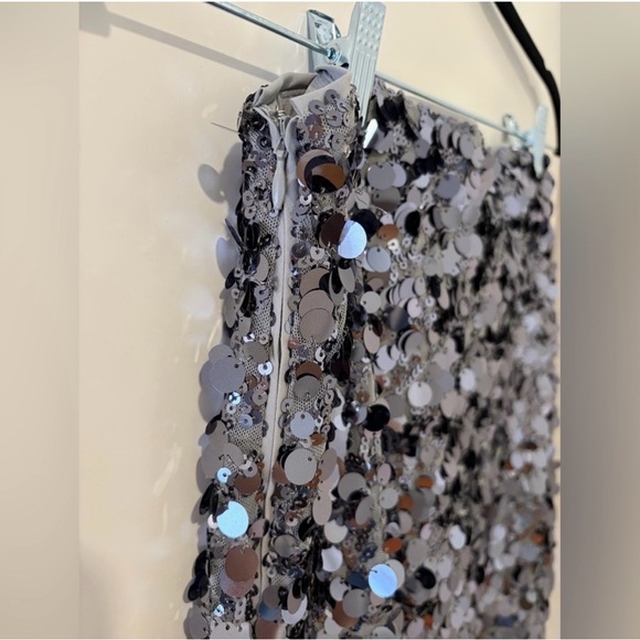 Abercrombie & Fitch Scarlett Sequin
Mini Skort - Picture 11 of 13